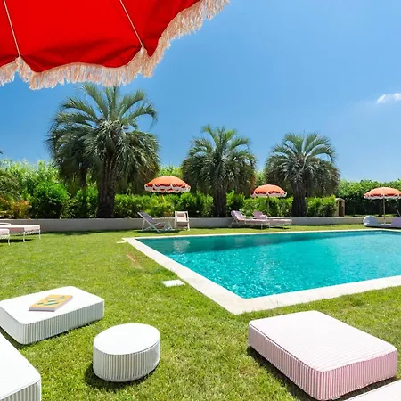 Utopia Villa *